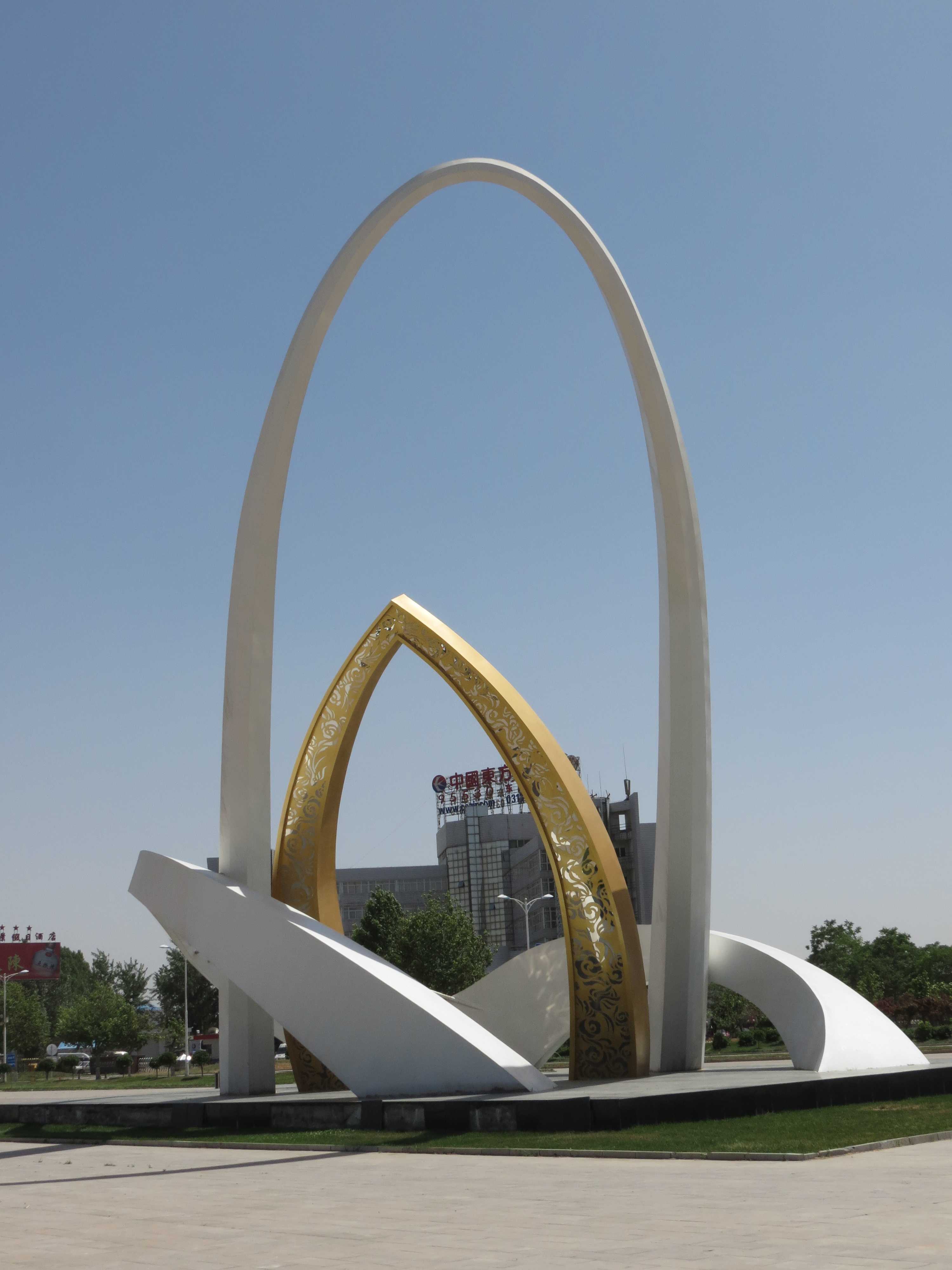 機(jī)場景觀雕塑，大型廣場標(biāo)志，廣場大型雕塑